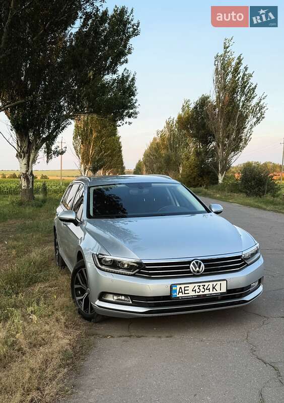 Універсал Volkswagen Passat 2019 в Дніпрі