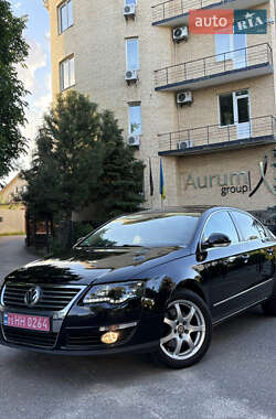 Седан Volkswagen Passat 2008 в Києві