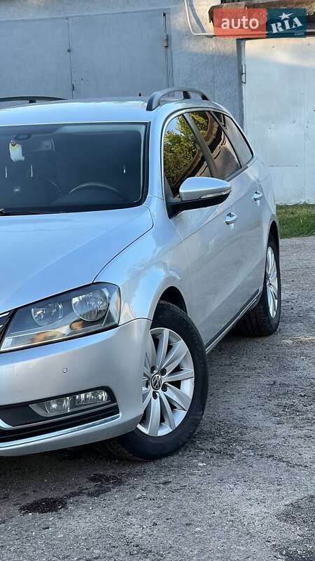 Универсал Volkswagen Passat 2013 в Павлограде