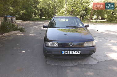 Универсал Volkswagen Passat 1991 в Одессе
