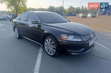 Седан Volkswagen Passat 2013 в Дніпрі