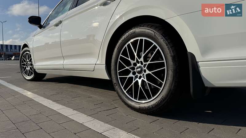 Универсал Volkswagen Passat 2020 в Бершади