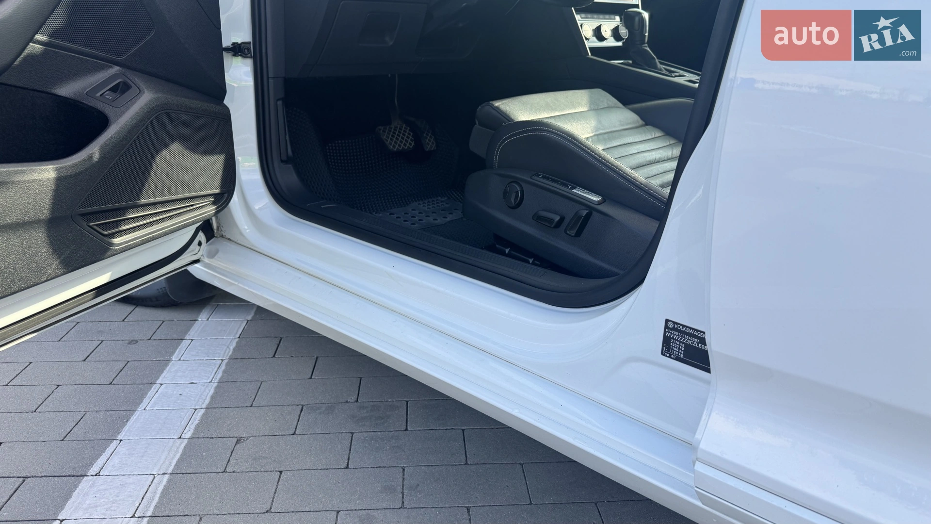 2020 Volkswagen Passat - мініатюра 32