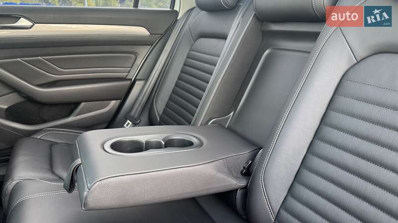 Универсал Volkswagen Passat 2020 в Бершади