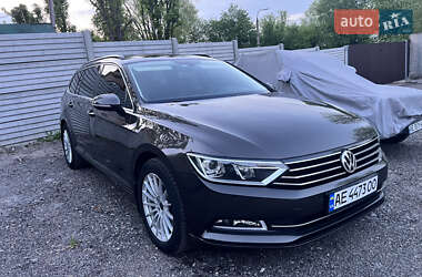 Универсал Volkswagen Passat 2016 в Кривом Роге