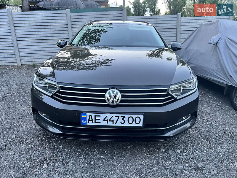 Универсал Volkswagen Passat 2016 в Кривом Роге