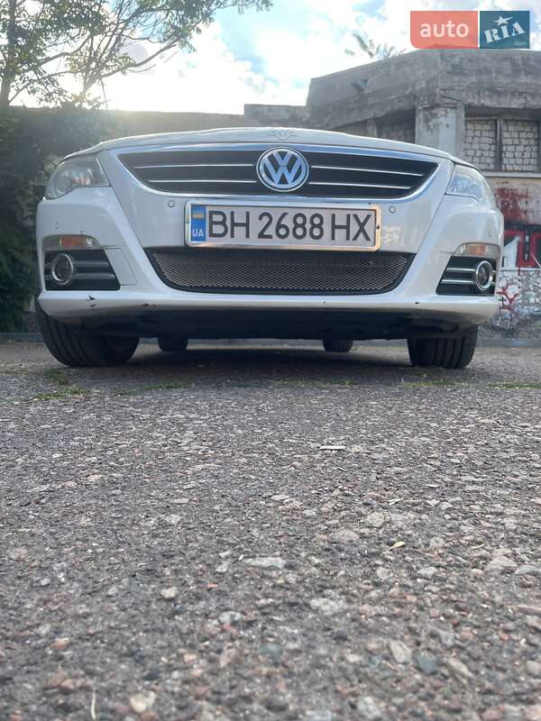 Седан Volkswagen Passat 2011 в Одессе фото Седан Volkswagen Passat 2011 в Одессе