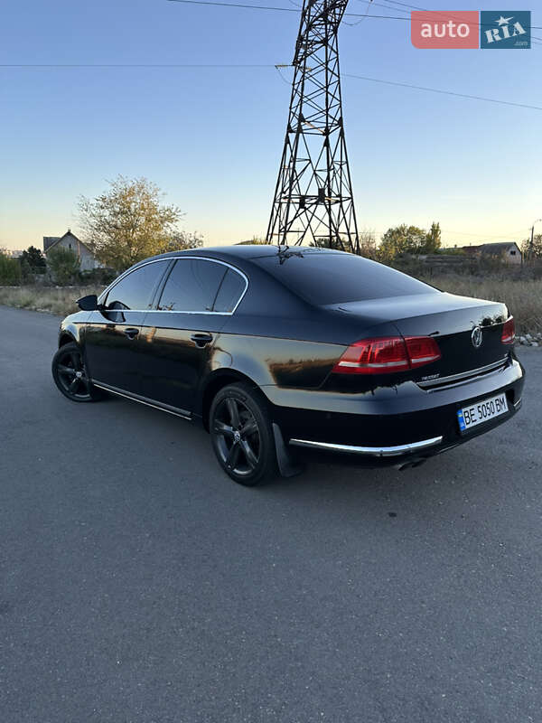 Седан Volkswagen Passat 2011 в Миколаєві