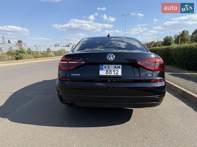 Седан Volkswagen Passat 2018 в Кривому Розі