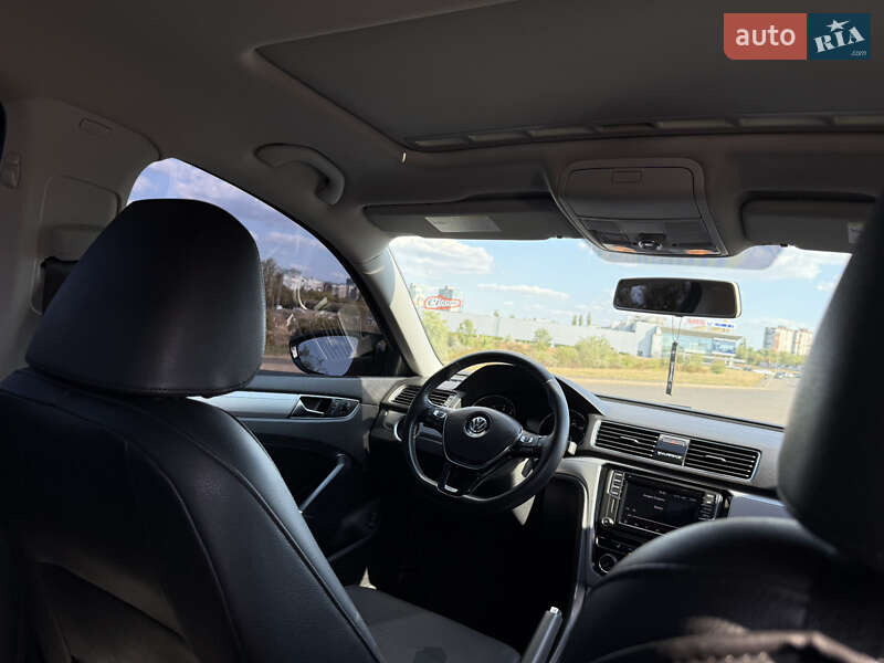 Седан Volkswagen Passat 2018 в Кривому Розі