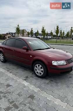 Седан Volkswagen Passat 1999 в Бучі