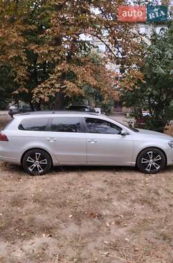Универсал Volkswagen Passat 2010 в Киеве
