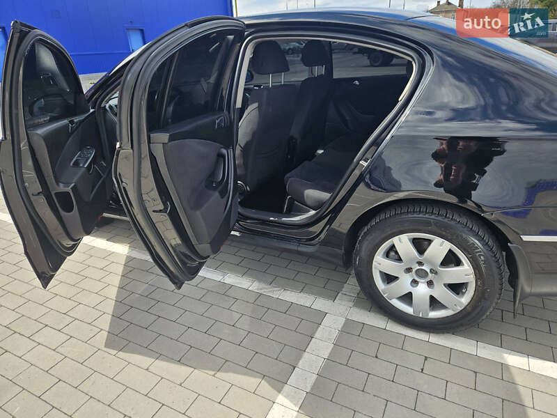 Седан Volkswagen Passat 2009 в Виннице фото 10 Седан Volkswagen Passat 2009 в Виннице
