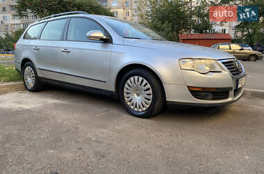 Універсал Volkswagen Passat 2006 в Києві