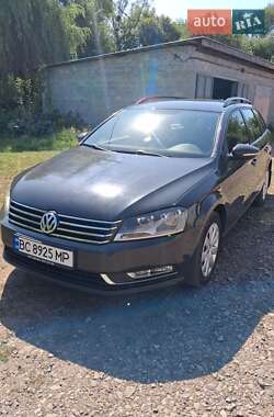 Универсал Volkswagen Passat 2013 в Львове