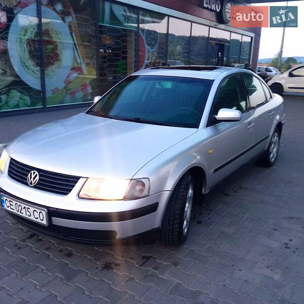 Седан Volkswagen Passat 1999 в Черновцах