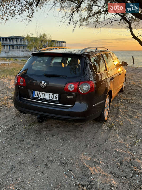 Універсал Volkswagen Passat 2006 в Вінниці