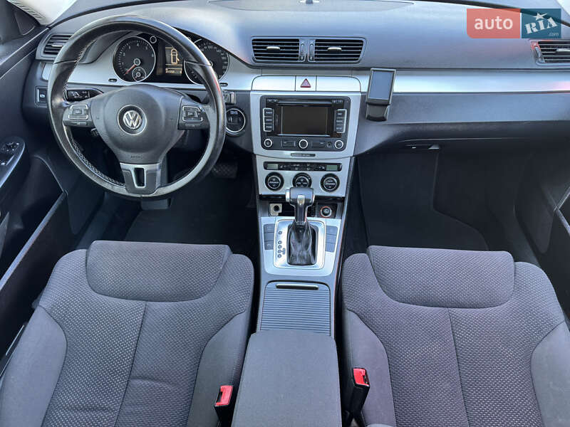 Универсал Volkswagen Passat 2010 в Киеве фото 22 Универсал Volkswagen Passat 2010 в Киеве