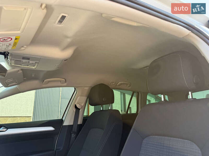 Універсал Volkswagen Passat 2018 в Коломиї