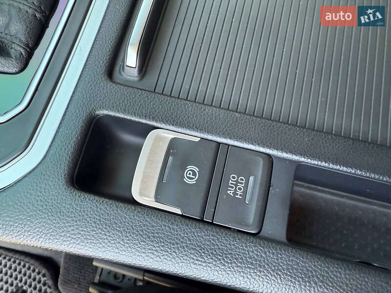 Універсал Volkswagen Passat 2018 в Коломиї