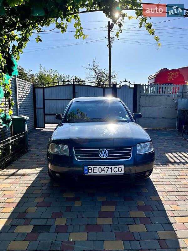 Седан Volkswagen Passat 2002 в Одесі