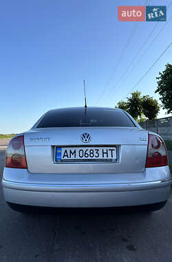 Седан Volkswagen Passat 2005 в  фото 5 Седан Volkswagen Passat 2005 в