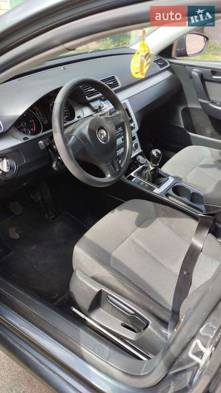 Універсал Volkswagen Passat 2012 в Чернігові фото 6 Універсал Volkswagen Passat 2012 в Чернігові