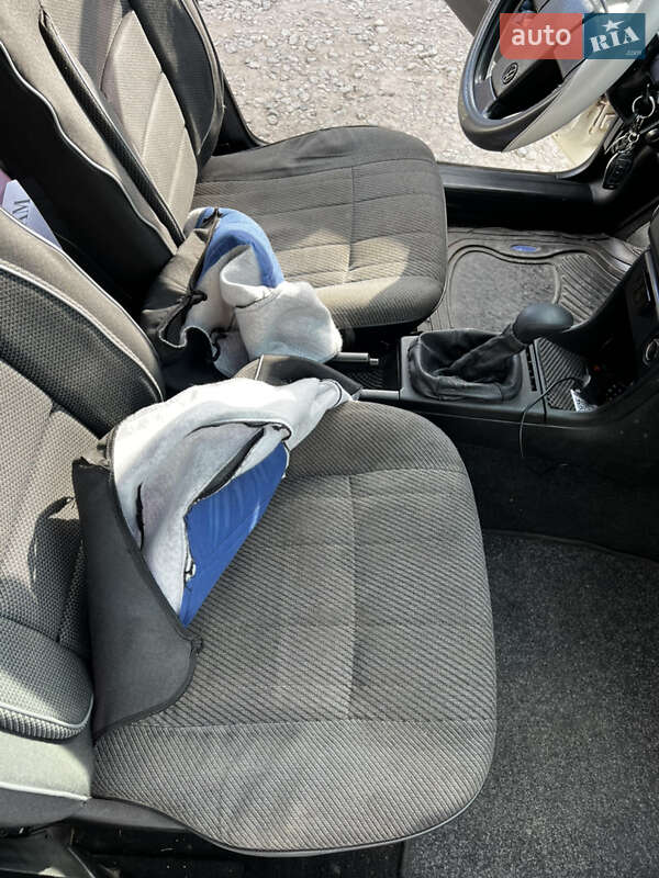 Седан Volkswagen Passat 1989 в Кривому Розі