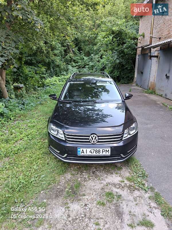 Универсал Volkswagen Passat 2011 в Киеве фото 4 Универсал Volkswagen Passat 2011 в Киеве