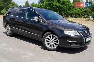 Універсал Volkswagen Passat 2007 в Горішніх Плавнях
