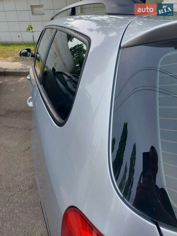 Универсал Volkswagen Passat 2009 в Кременчуге