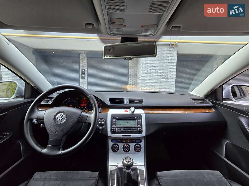 Седан Volkswagen Passat 2008 в Хмельницком