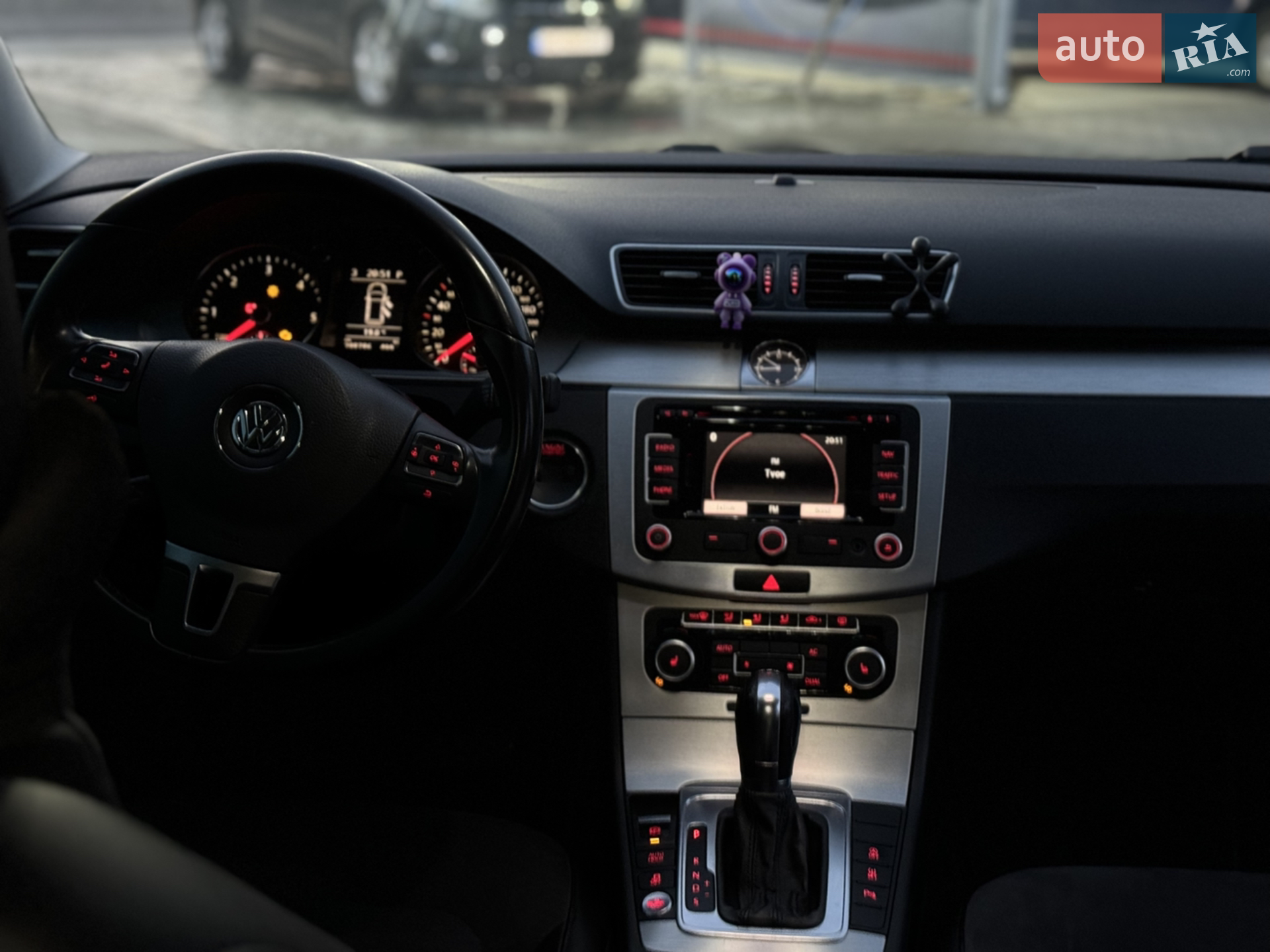 2010 Volkswagen Passat - мініатюра 11
