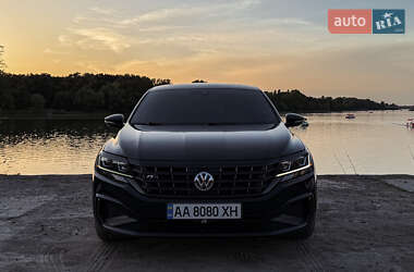 Седан Volkswagen Passat 2021 в Киеве