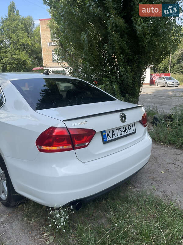 Седан Volkswagen Passat 2013 в Киеве фото 6 Седан Volkswagen Passat 2013 в Киеве