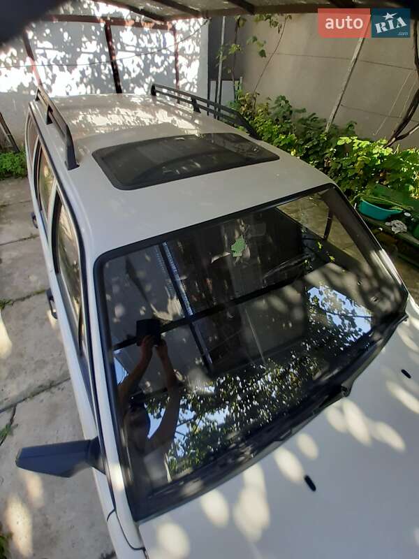 Универсал Volkswagen Passat 1987 в Виноградове