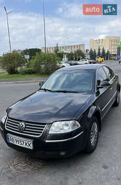 Седан Volkswagen Passat 2004 в Виннице