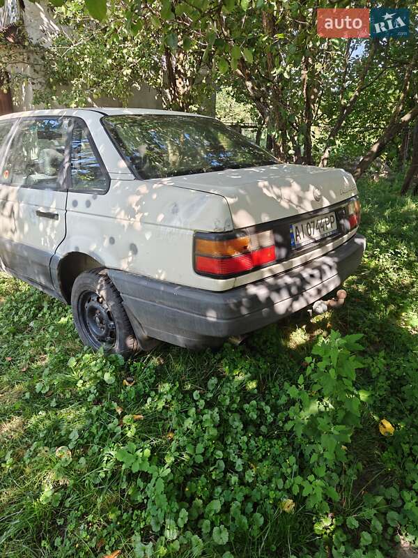 Седан Volkswagen Passat 1991 в Броварах