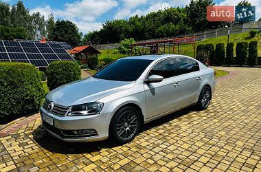 Седан Volkswagen Passat 2011 в Нетішині