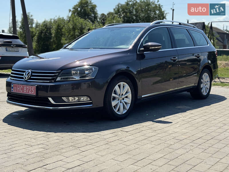 Універсал Volkswagen Passat 2011 в Новій Водолагі фото 25 Універсал Volkswagen Passat 2011 в Новій Водолагі