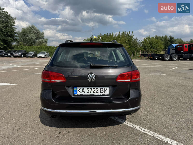 Універсал Volkswagen Passat 2011 в Києві