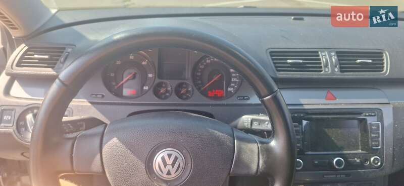 Седан Volkswagen Passat 2008 в Одессе