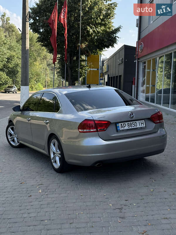 Седан Volkswagen Passat 2011 в Запорожье