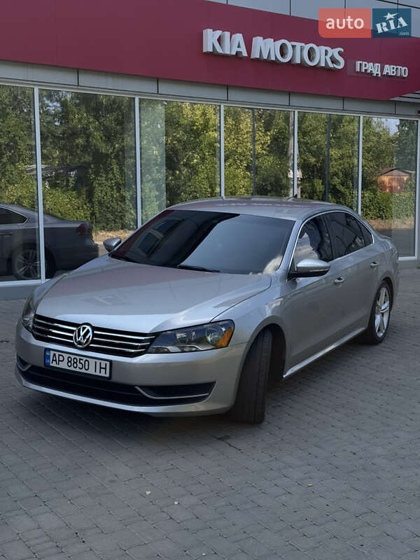 Седан Volkswagen Passat 2011 в Запорожье