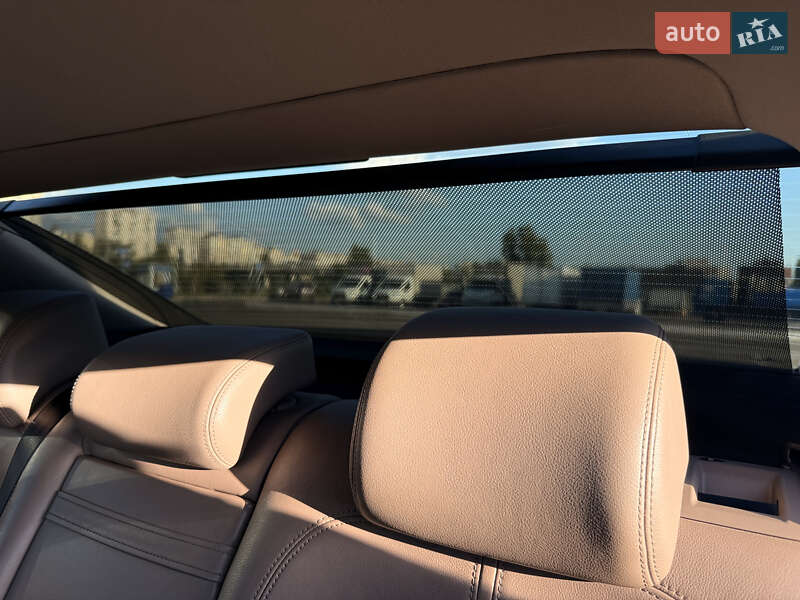 Седан Volkswagen Passat 2008 в Києві