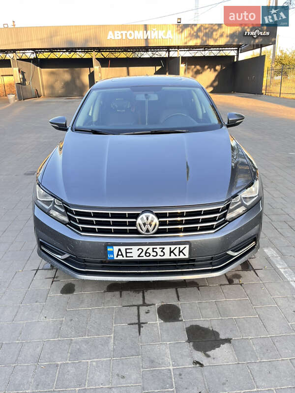 Седан Volkswagen Passat 2018 в Кривому Розі