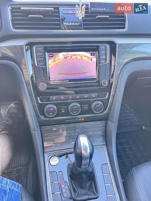 Седан Volkswagen Passat 2018 в Кривому Розі