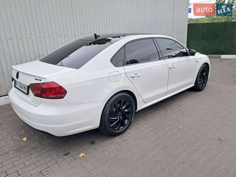Седан Volkswagen Passat 2015 в Киеве