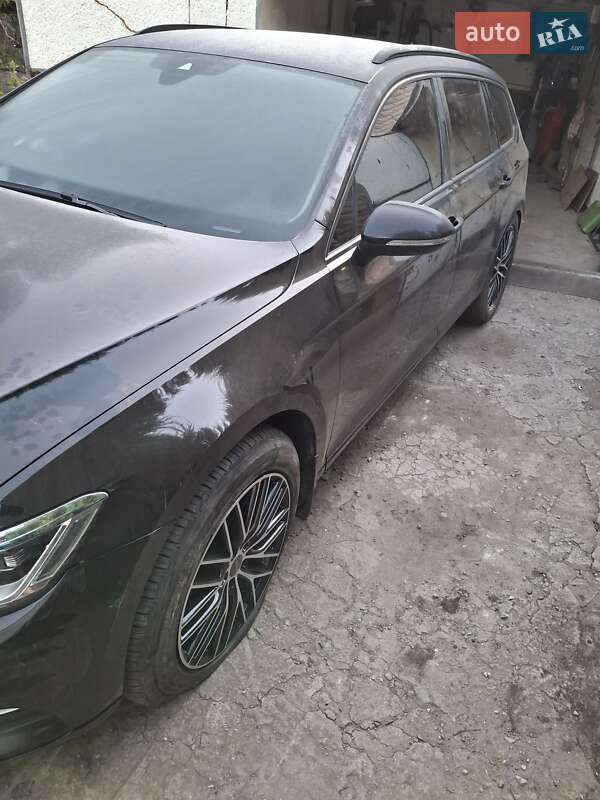Volkswagen Passat 2015