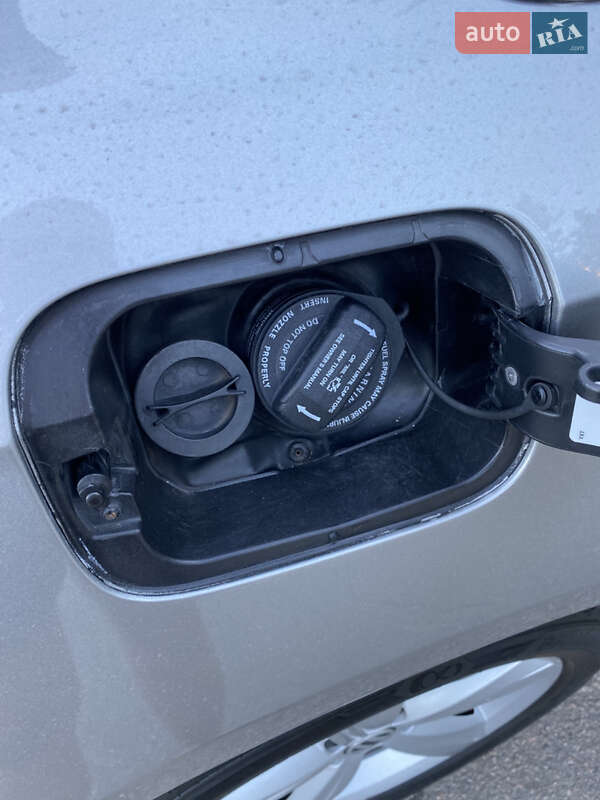 Седан Volkswagen Passat 2013 в Киеве